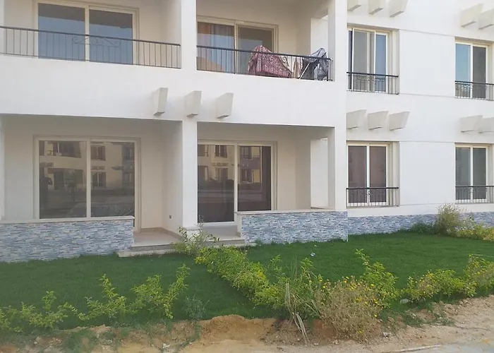 فرش فندقي بقرية بالميرا بيتش العين السخنه للعائلات Appartamento Ain Sukhna