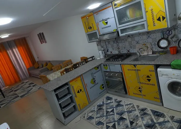 فرش فندقي بقرية بالميرا بيتش العين السخنه للعائلات *